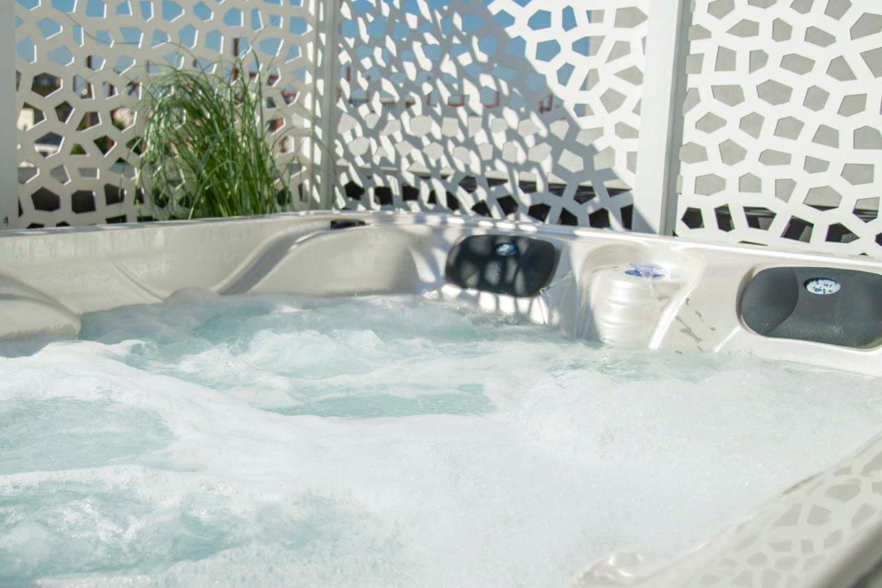 Luxury Penthouse With Acropolis View And Jacuzzi Daire Atina Dış mekan fotoğraf
